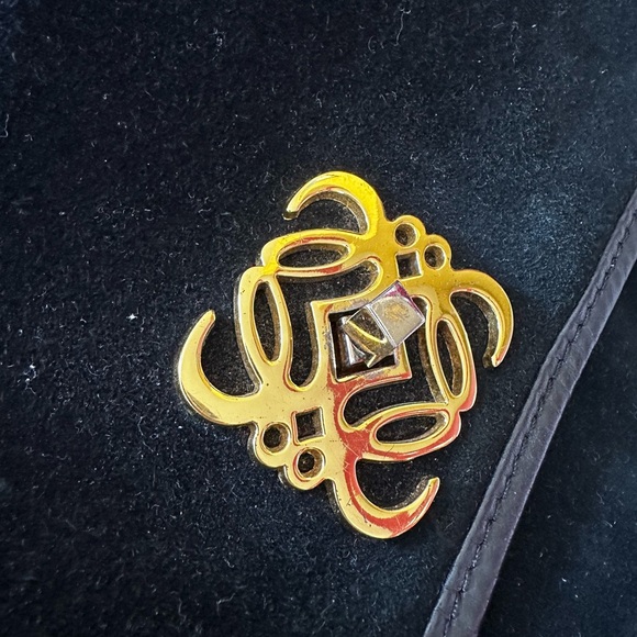 Loewe Alamo 36 Anagram Handbag Suede Black Gold Hardware - Picture 6 of 16